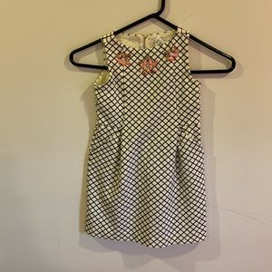 Dress size 6 in kids